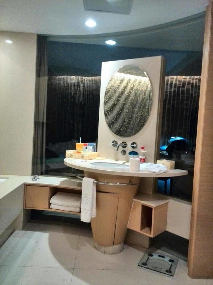 Yuyao Yonghegong Hotel Exteriör bild
